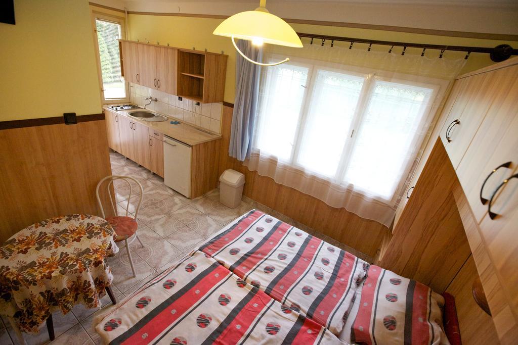 Ferenczi Apartament Hotel Hajduszoboszlo Luaran gambar